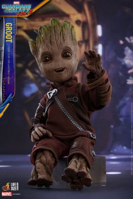 Baby Groot Life-Size Hot Toys