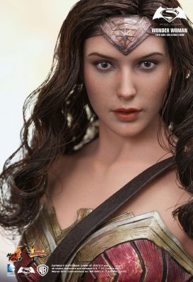 Mulher Maravilha - Wonder Woman Dawn of Justice Hot Toys