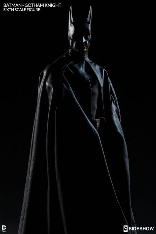 Batman Gotham Knight Sideshow Collectibles
