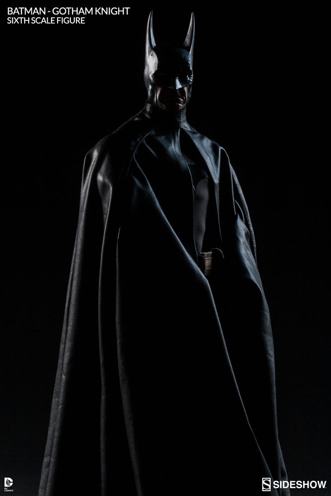 Batman Gotham Knight Sideshow Collectibles