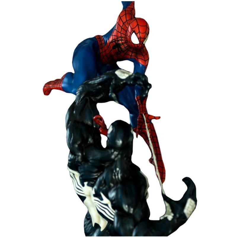 Spider-Man Vs Venom Diorama Marvel Comics Iron Studios